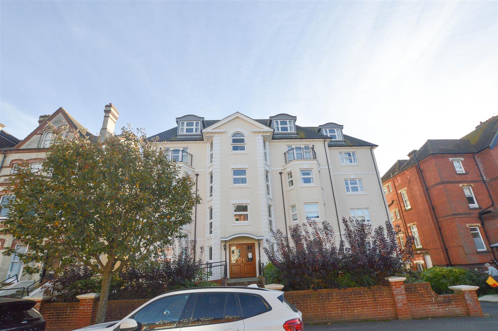 Property Details for Jevington Gardens Eastbourne East Sussex BN21 4HH